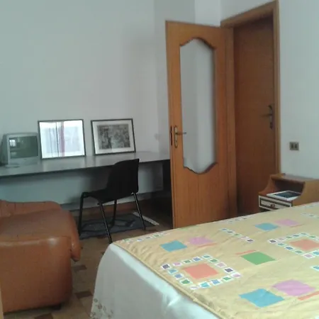 Il Falco Pensjonat Ferrandina